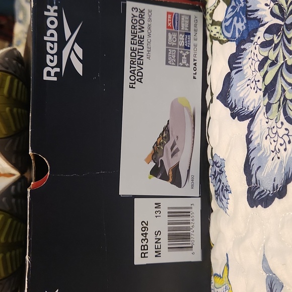 New in Box reebok floatride - Picture 2 of 10